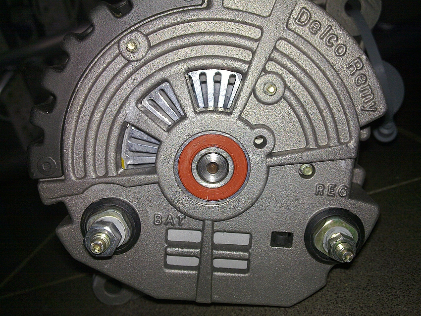 Bosch Lichtmaschine 14V 65A als Generator - Mikrocontroller.net