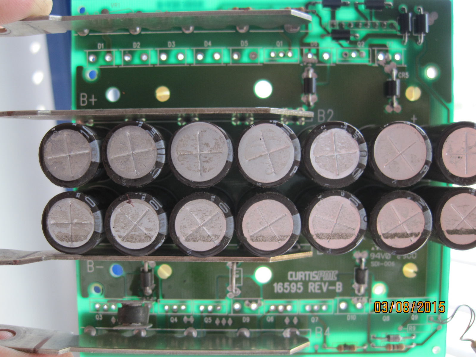 Kennt jemand NE22 IR 111E MOSFET TO220 - Mikrocontroller.net