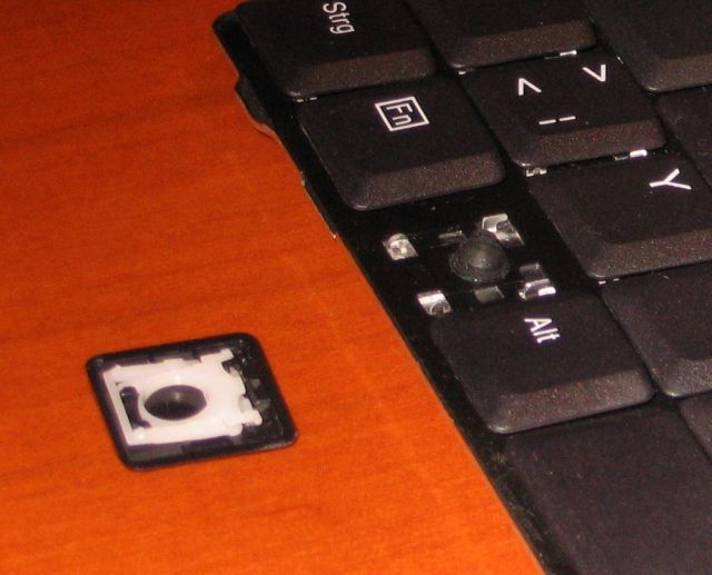 Laptop Tastatur waschen ? - Mikrocontroller.net