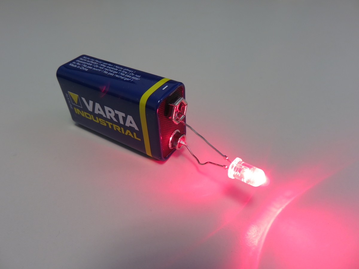 LEDs mit Unterspannung betreiben? - Mikrocontroller.net