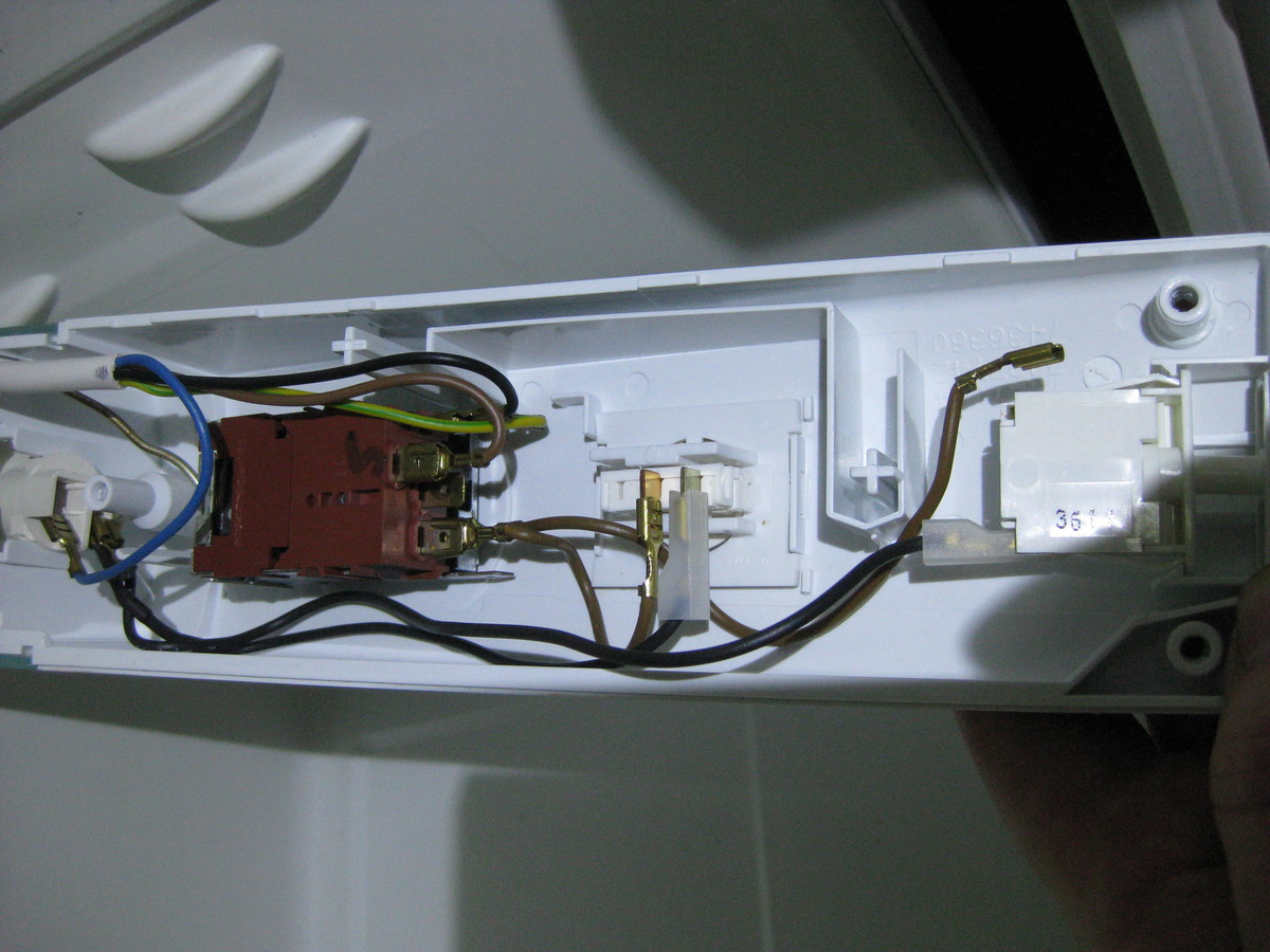 Kühlschrank immer aus, Thermostat, "Liebherr Compfort Coolplus" -  Mikrocontroller.net