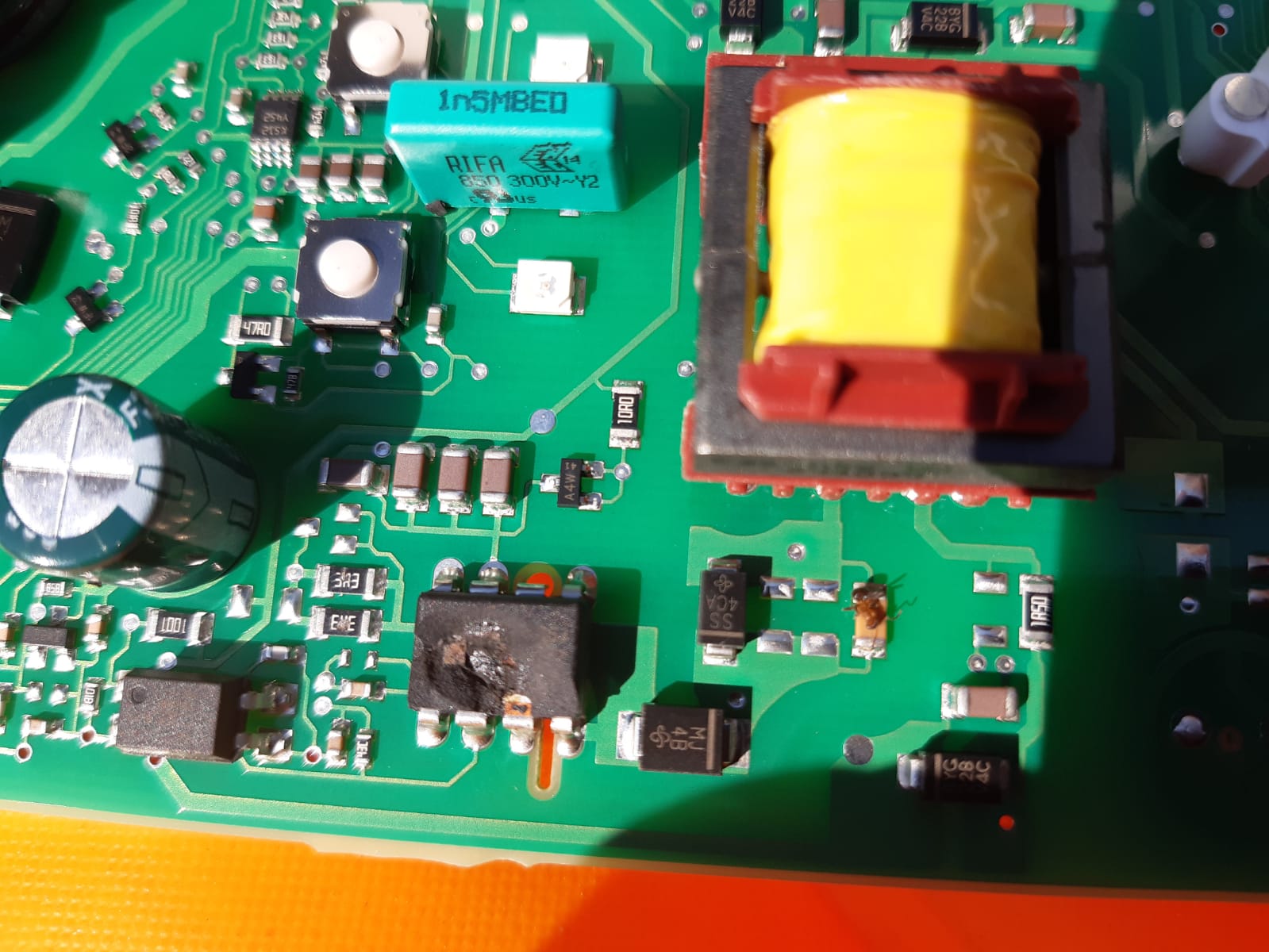 Miele Geschirrspüler G6410SCI explodierter DIP8 - Mikrocontroller.net