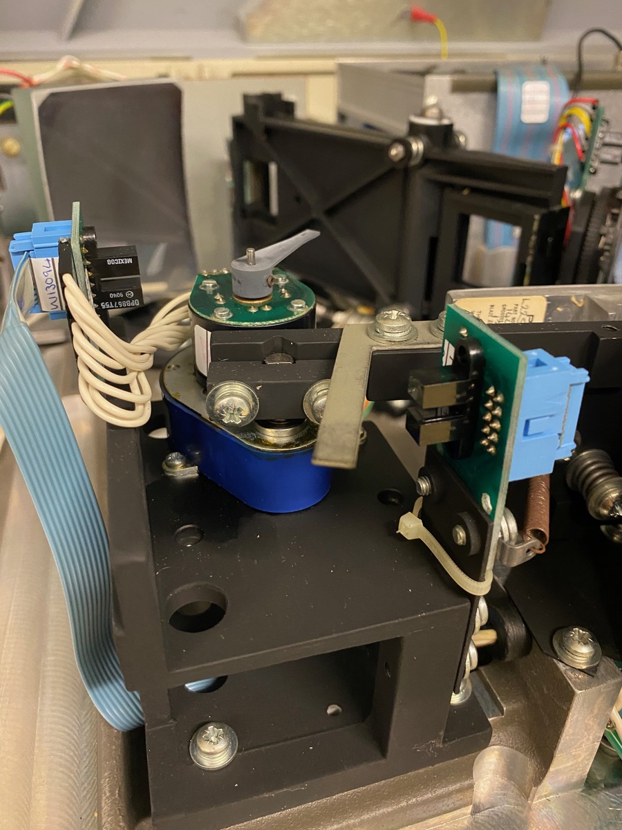 Fluoreszenzpektrometer - Schrittmotor reparieren