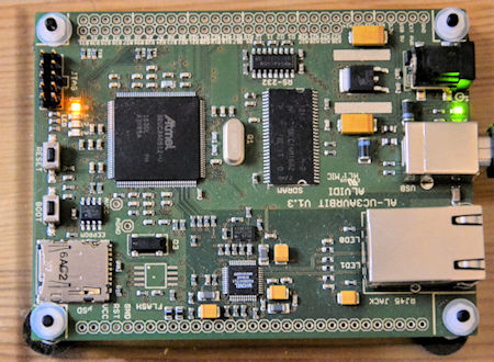 µC-Board Alvidi mit AT32UC3A0512 Controller